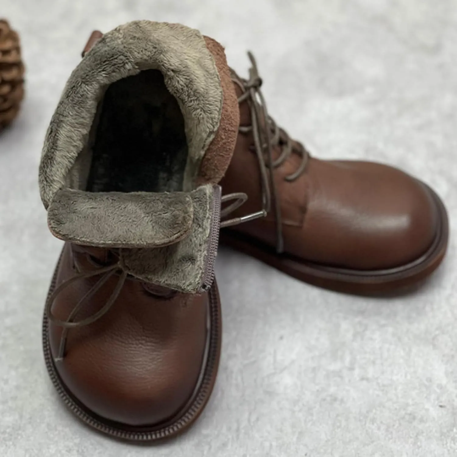 Women Genuine Leather Combat Boots Round Toe Lace-Up Flat Winter Boots Comfy Short Ankle Boots with side zipper